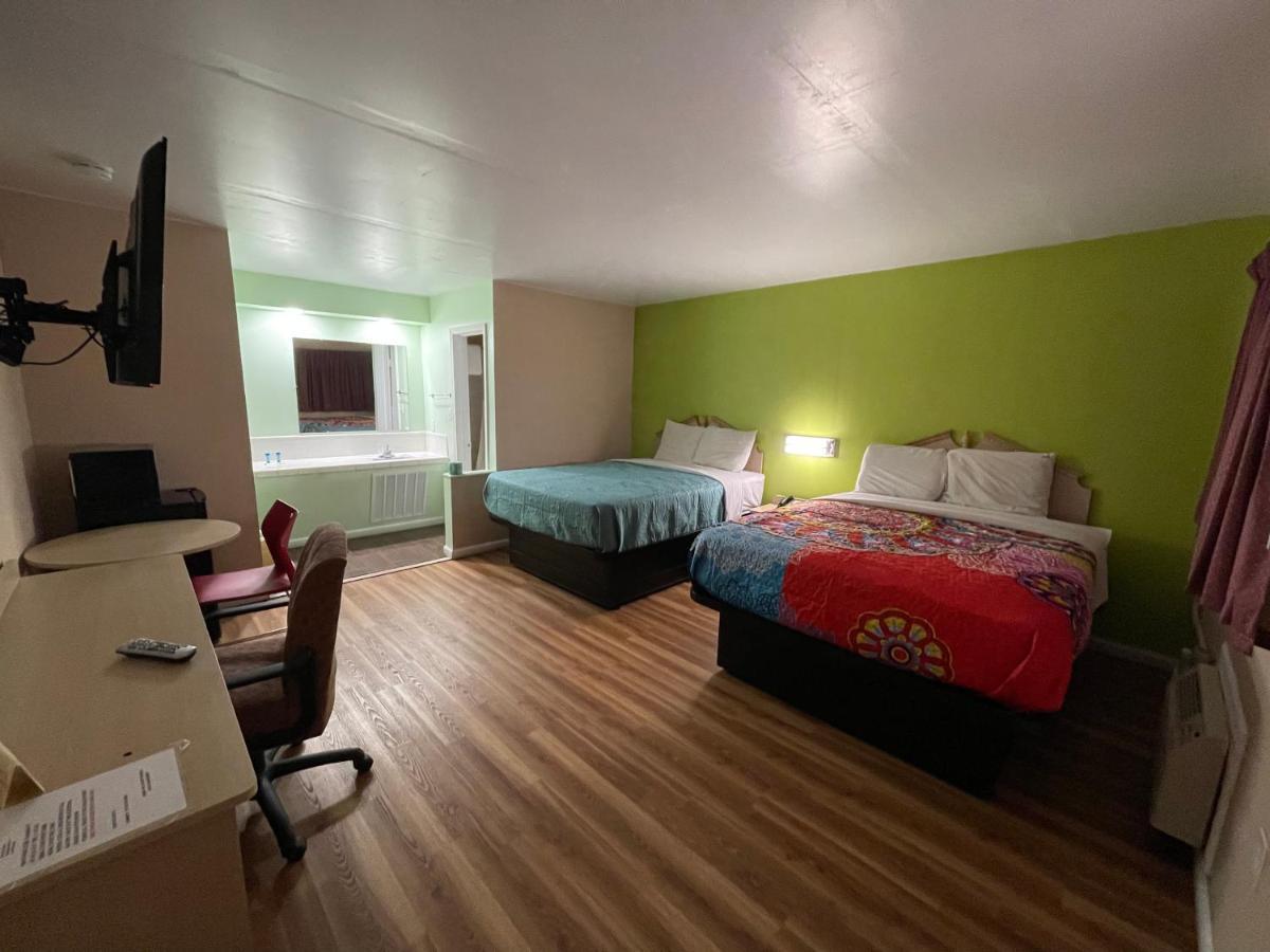 Budget Inn Pulaski Екстериор снимка