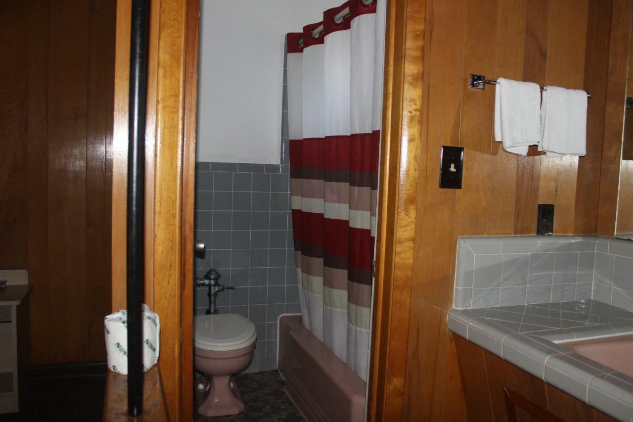 Budget Inn Pulaski Екстериор снимка